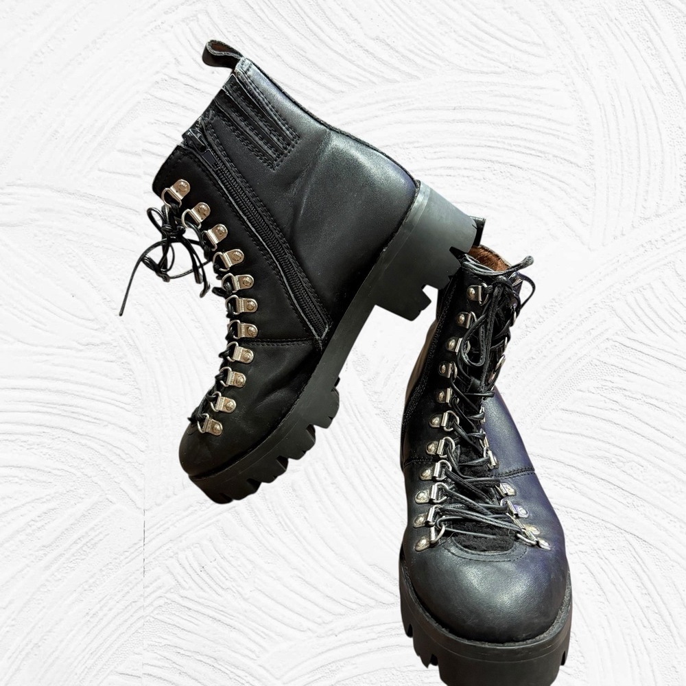 Jeffrey‎ Campbell Stanley lace-up hiker combat boot Black 9 Lug Sole Sherpa